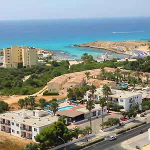 2* Apartahotel Carina